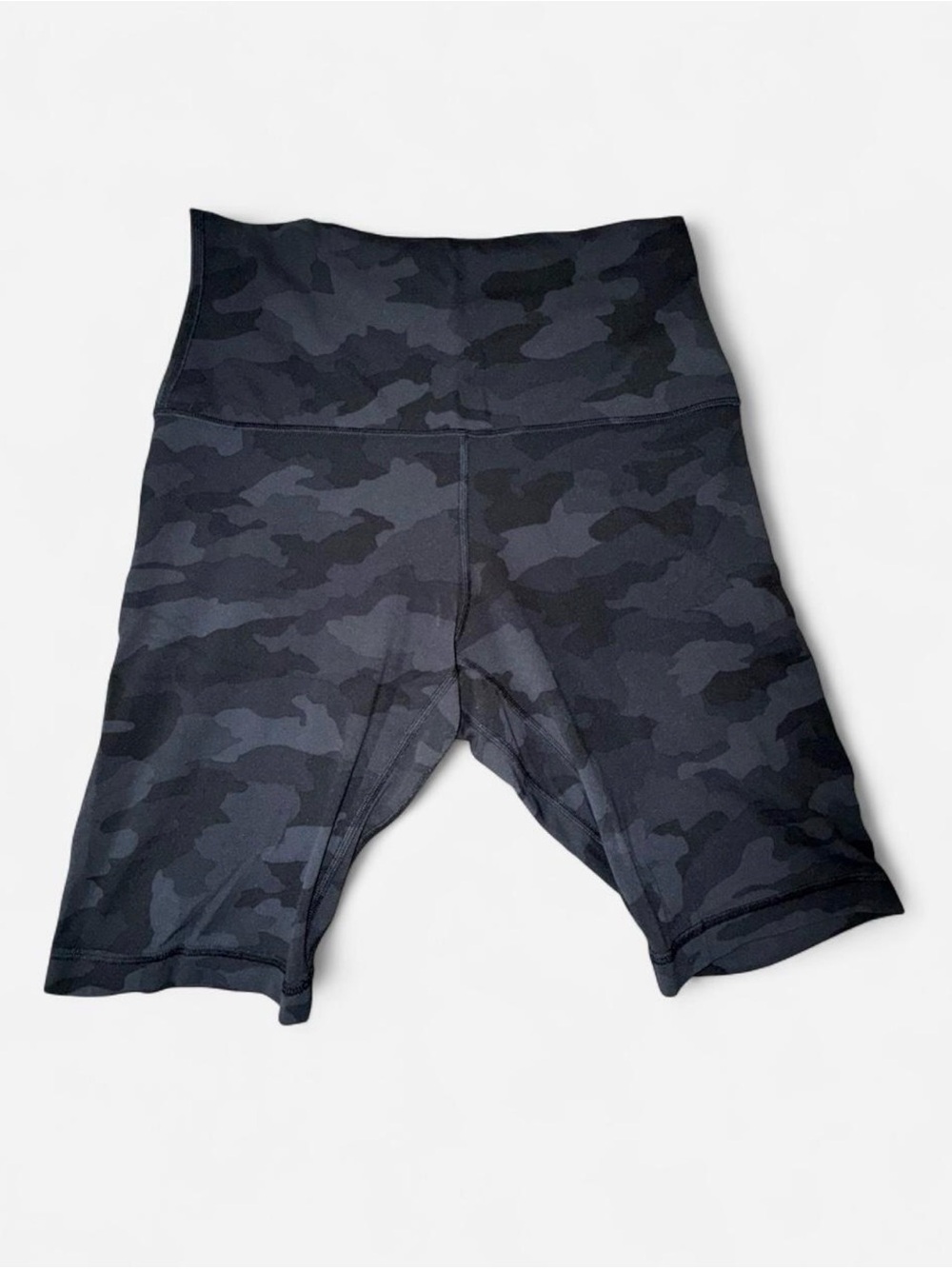 Women’s Lululemon Wunder Train 10” High-Waist Black Camo Bike Shorts